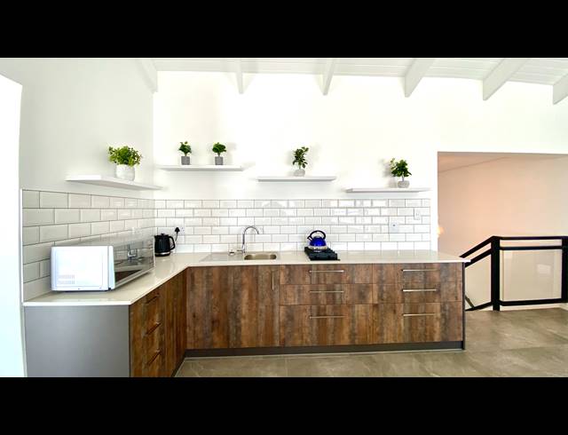 3 BEDROOM HOUSE FOR SALE IN DWARSKERSBOS